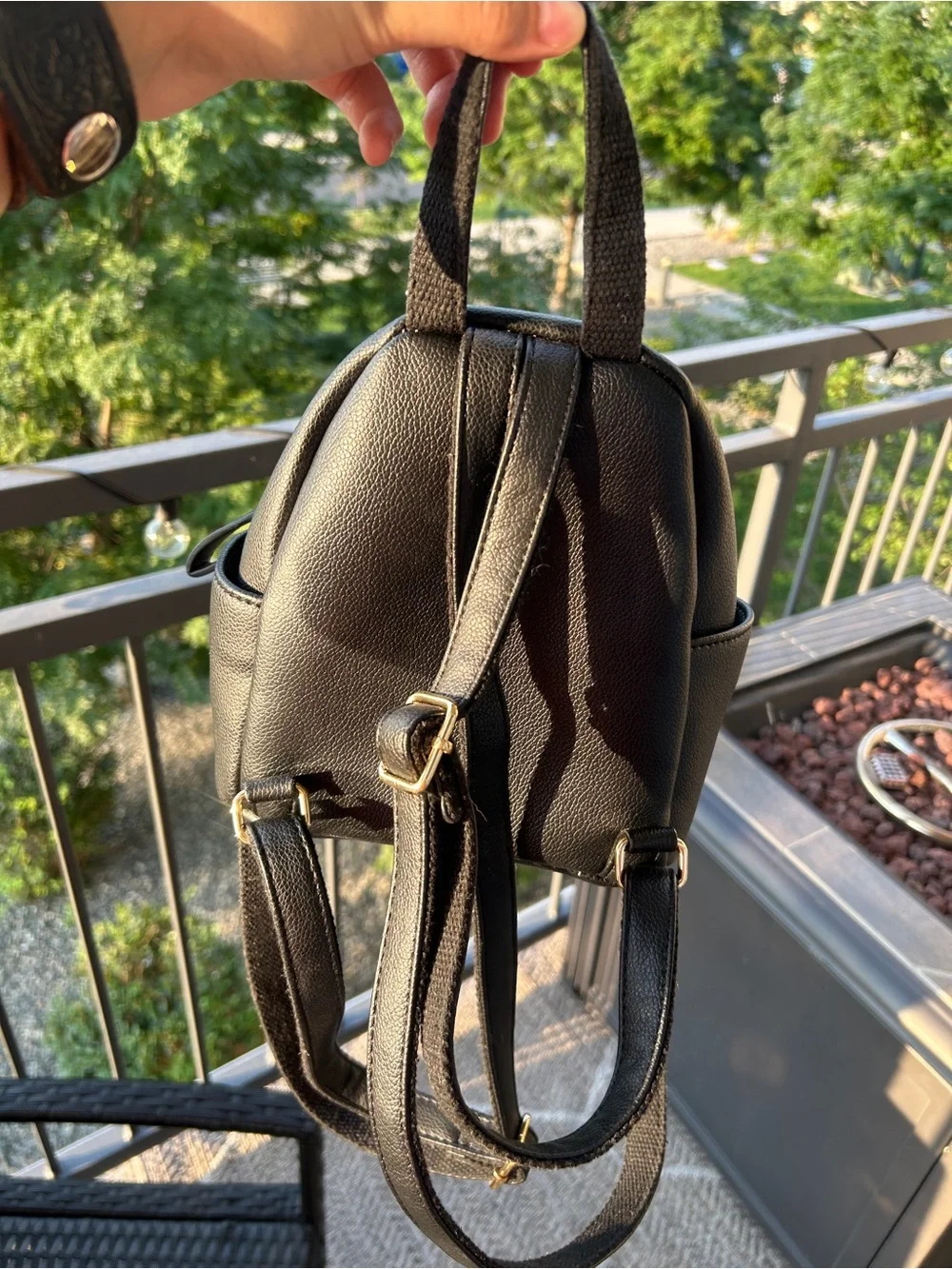 N/A compact black